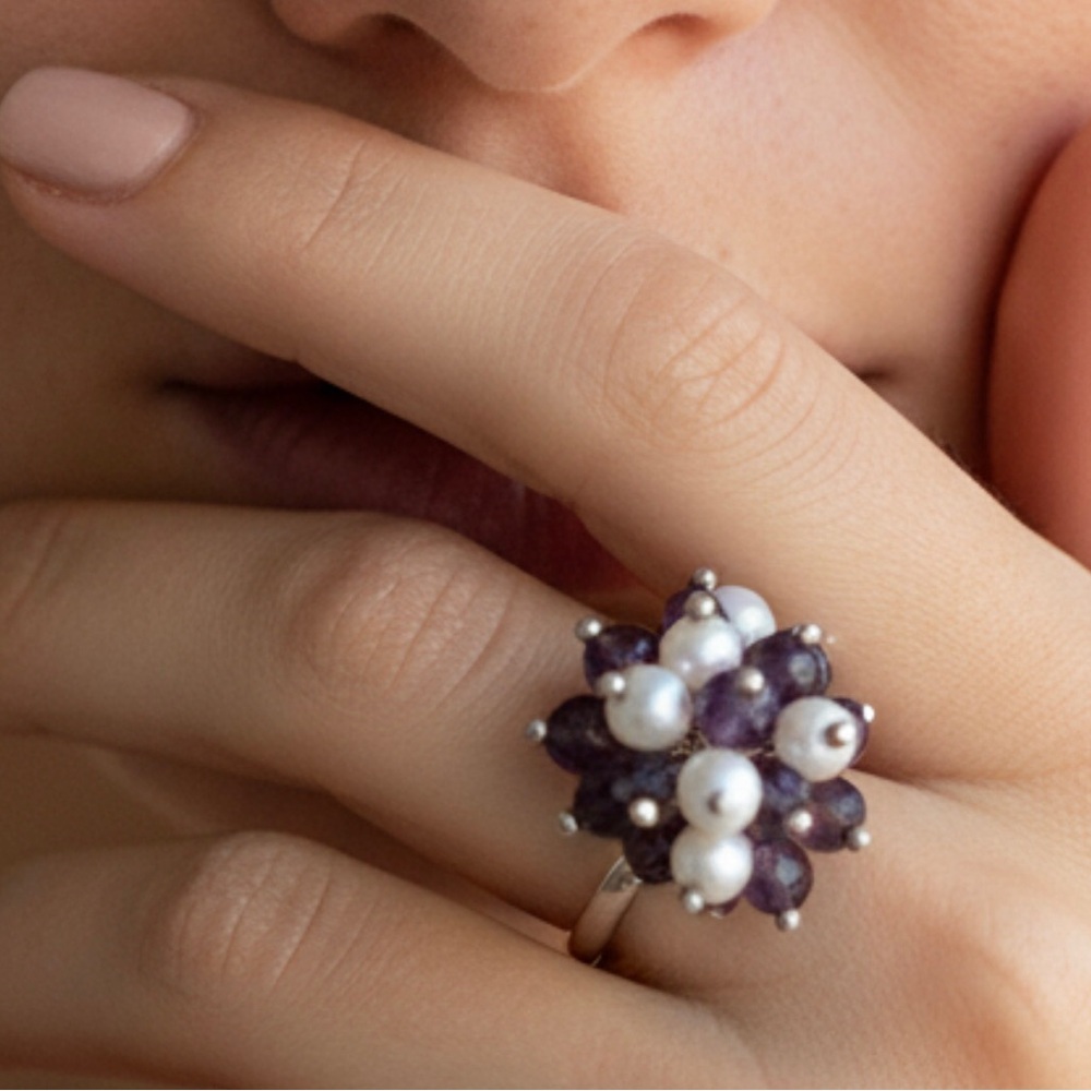 Hand made bead ring size 7 - Picture 2 of 4